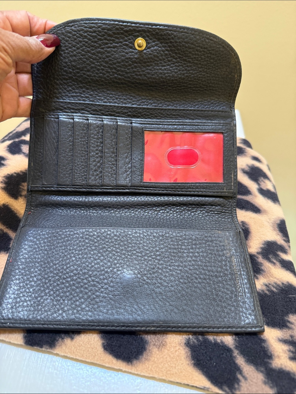 Dooney & Bourke Black Leather Continental Wallet - Picture 3 of 8